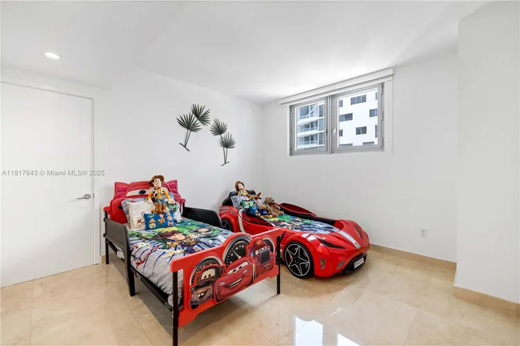 Jade Brickell #4001 image #43