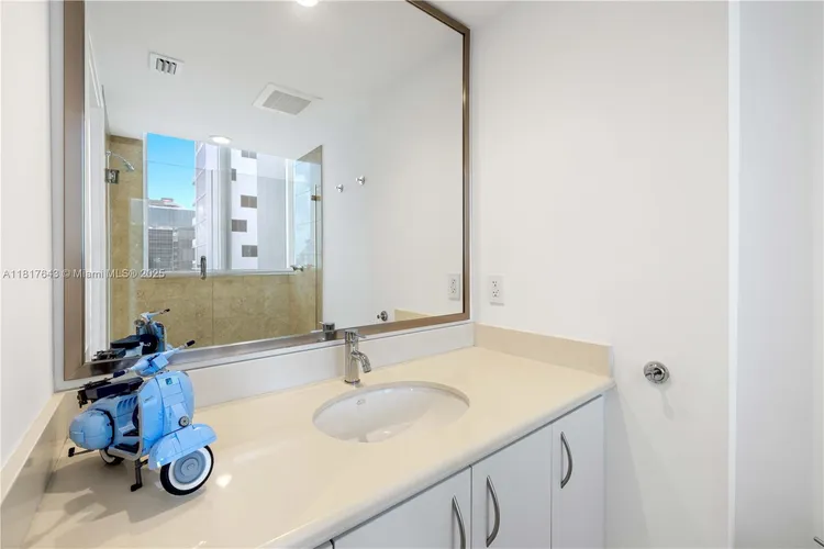 Jade Brickell #4001 image #45