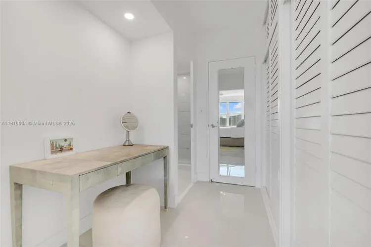 Coral Ridge Towers North #1221 image #17