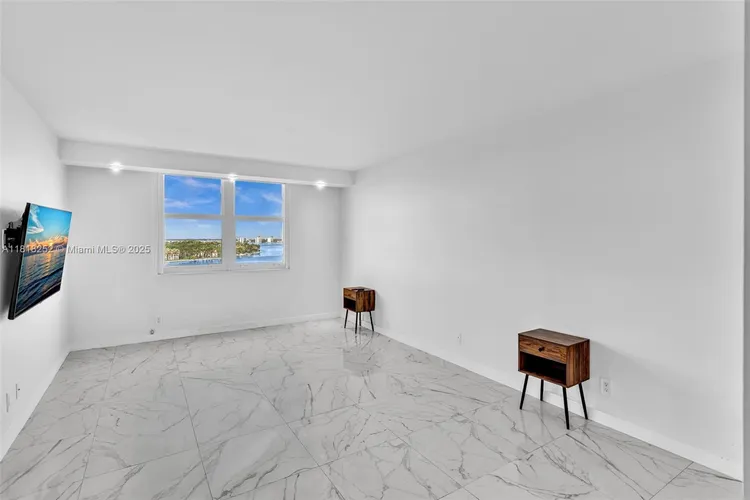 Aquasol #10O image #22