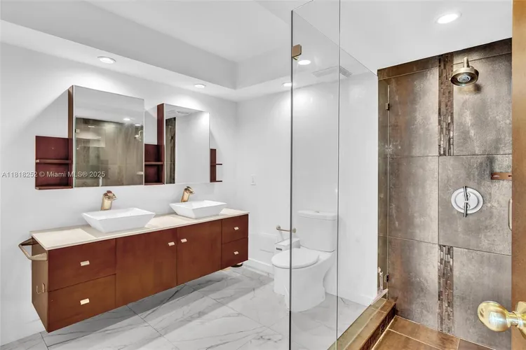 Aquasol #10O image #24