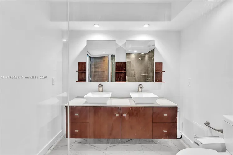 Aquasol #10O image #25