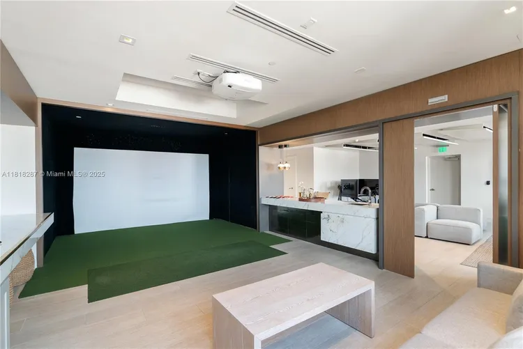 Villa Valencia #203 image #35