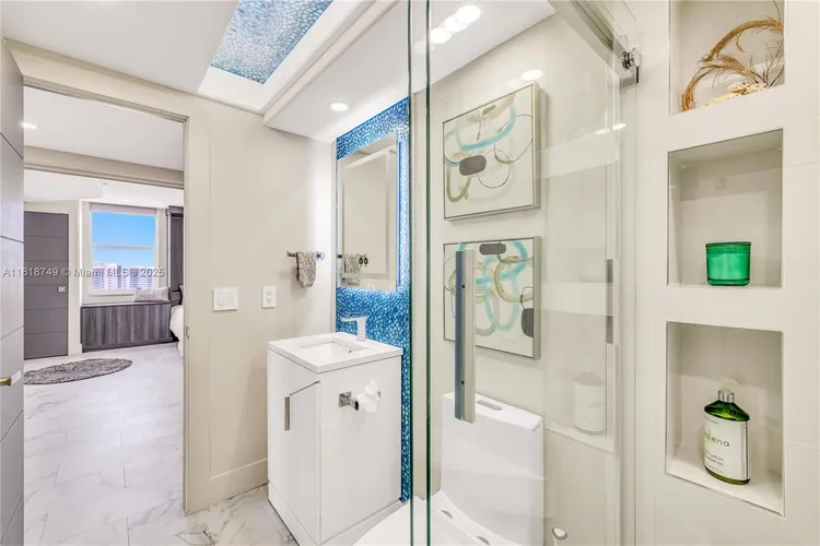 Berkley South #17A image #27