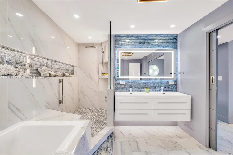 Berkley South #17A image #32