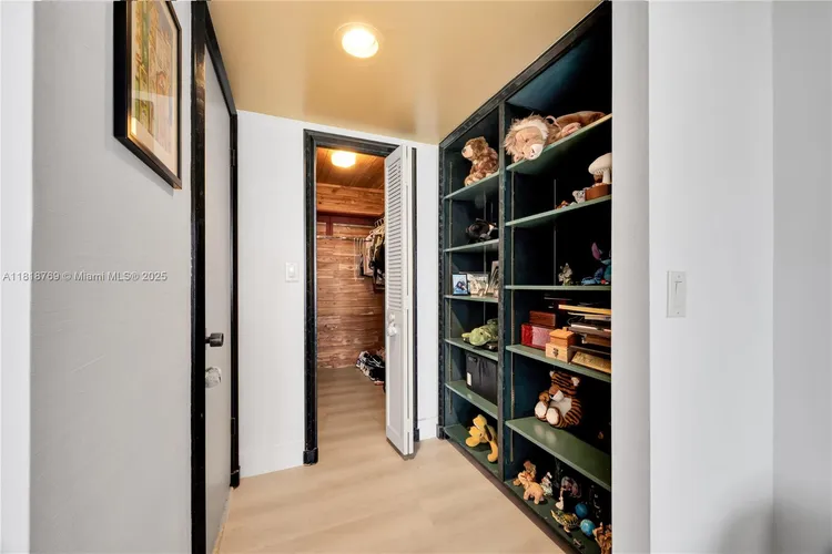 Cricket Club Miami #1103 image #20