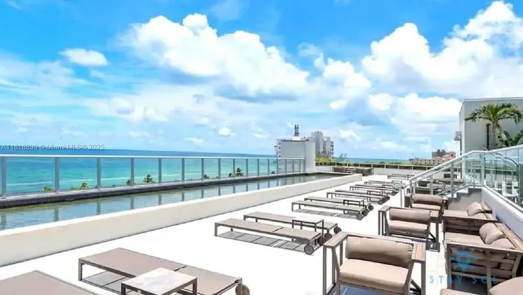 Costa Hollywood #N529 image #24