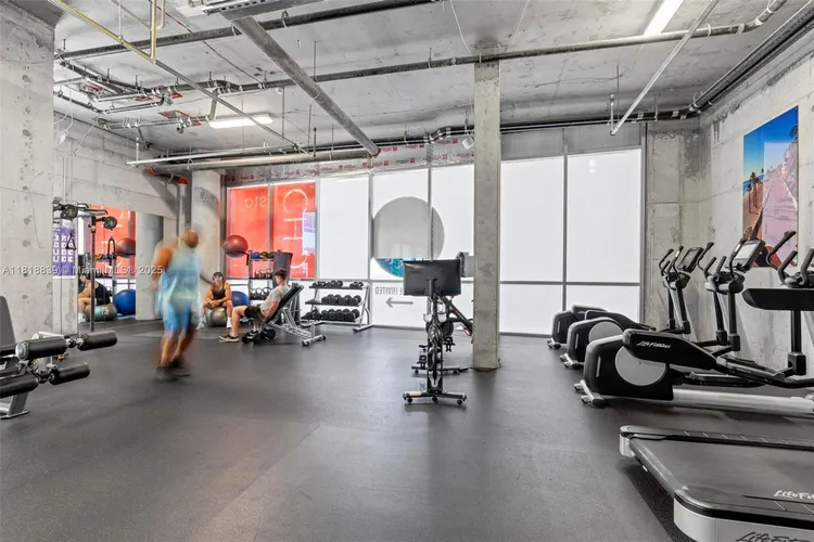 Costa Hollywood #N529 image #25