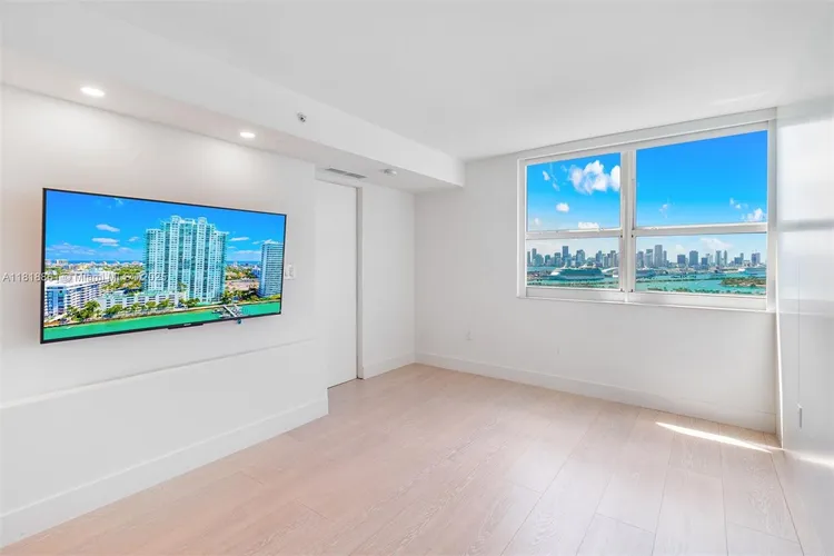 Floridian #2807 image #22