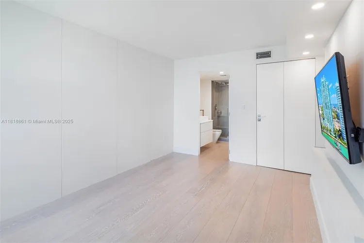 Floridian #2807 image #24