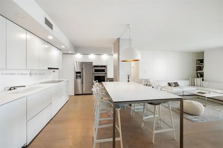 Floridian #2807 image #8