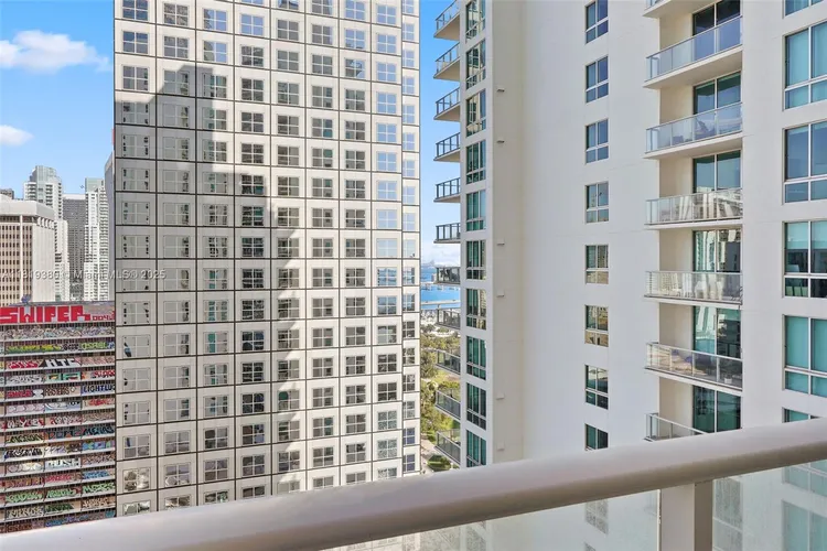 Met1 #2603 image #14