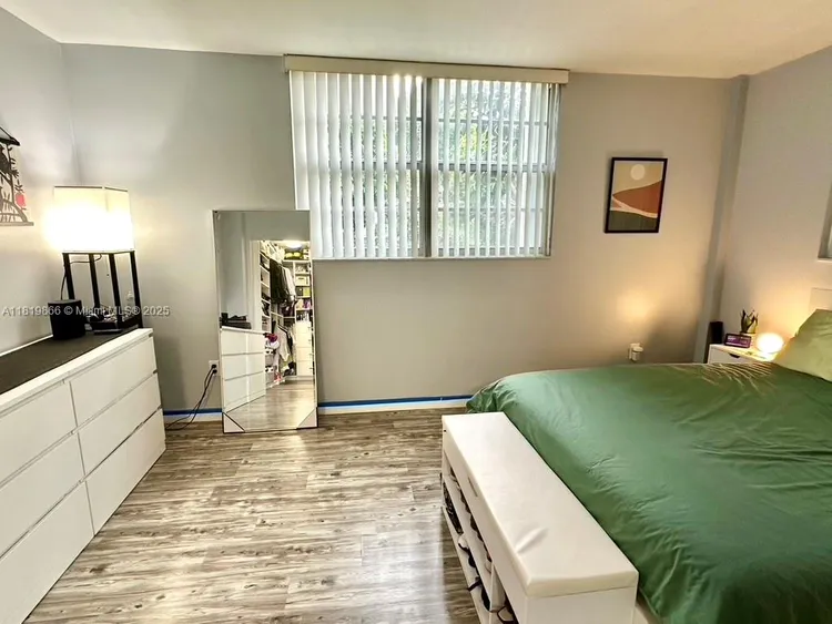 Nirvana 1 #A214 image #18