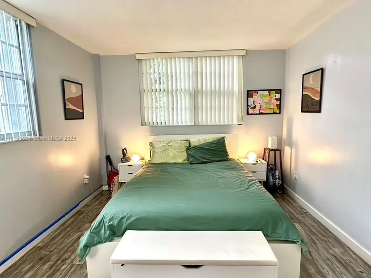 Nirvana 1 #A214 image #20