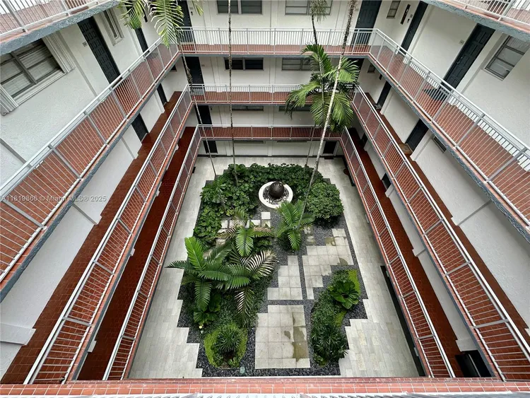 Nirvana 1 #A214 image #6