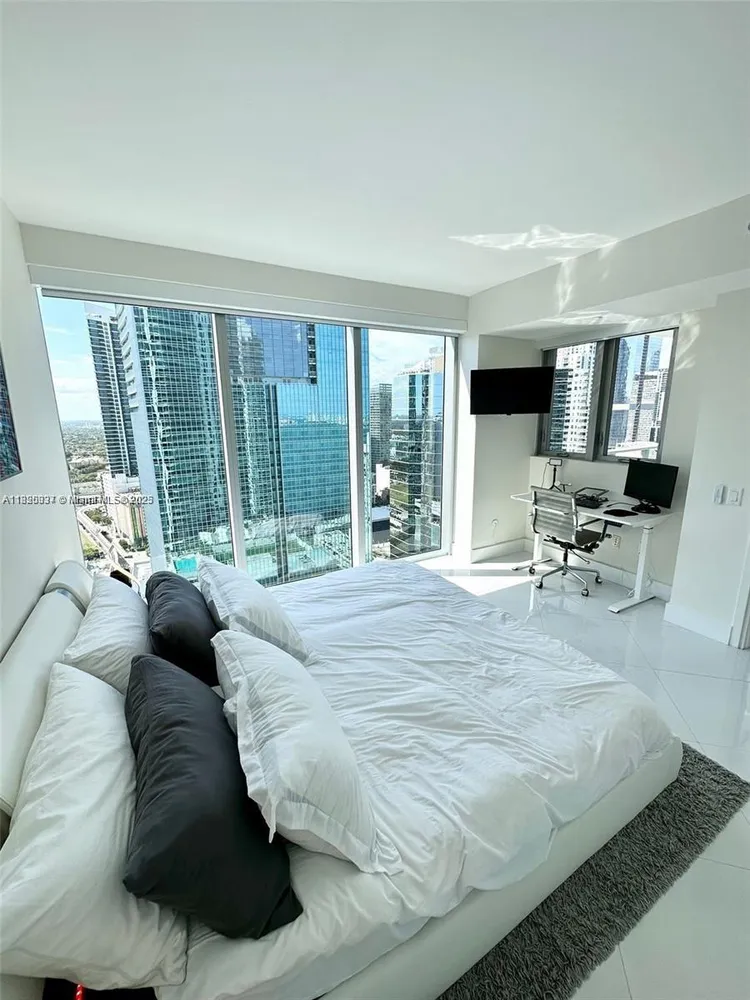 Brickell House #3101 image #8
