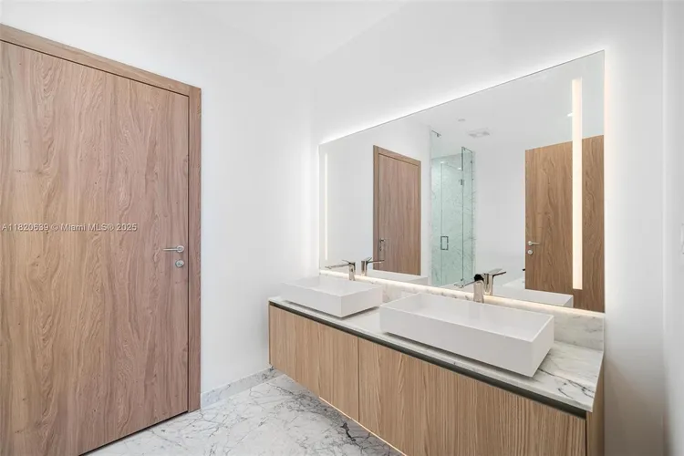 Onda Residences #202 image #15