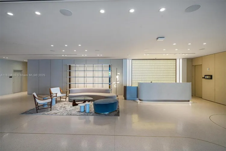 Onda Residences #202 image #23