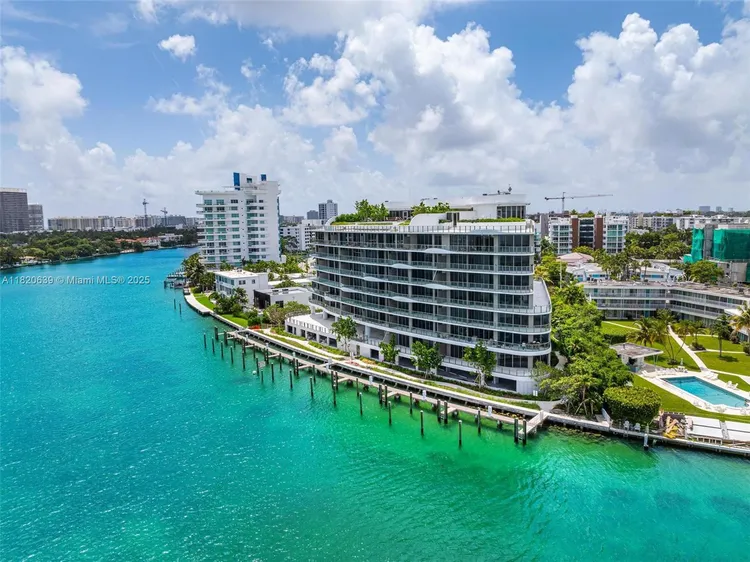 Onda Residences #202 image #25