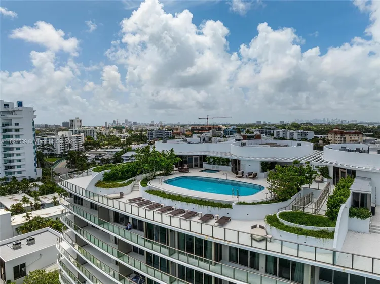 Onda Residences #202 image #29