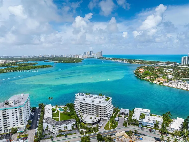 Onda Residences #202 image #36