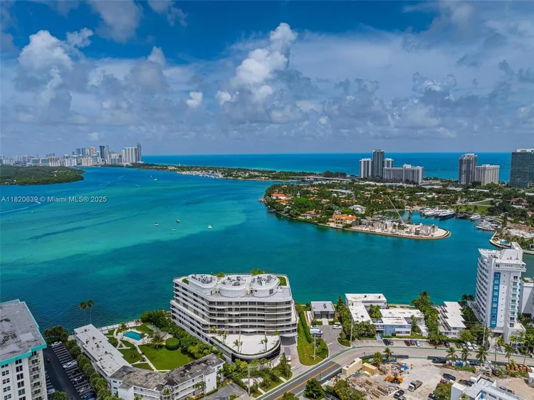 Onda Residences #202 image #37