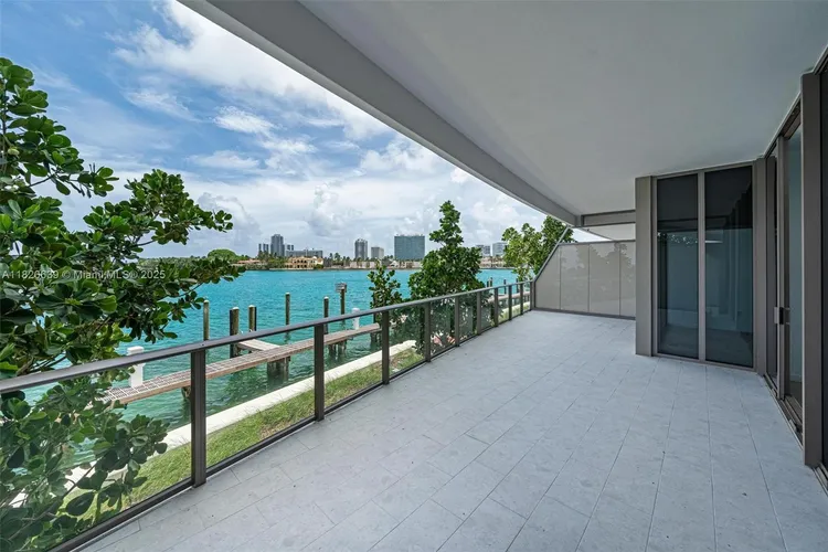 Onda Residences #202 image #8