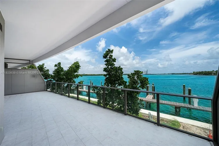 Onda Residences #202 image #9