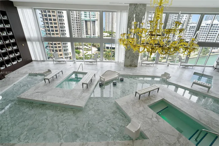 Icon Brickell II #905 image #25