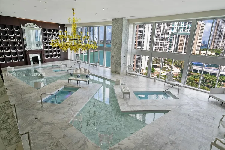 Icon Brickell II #905 image #26
