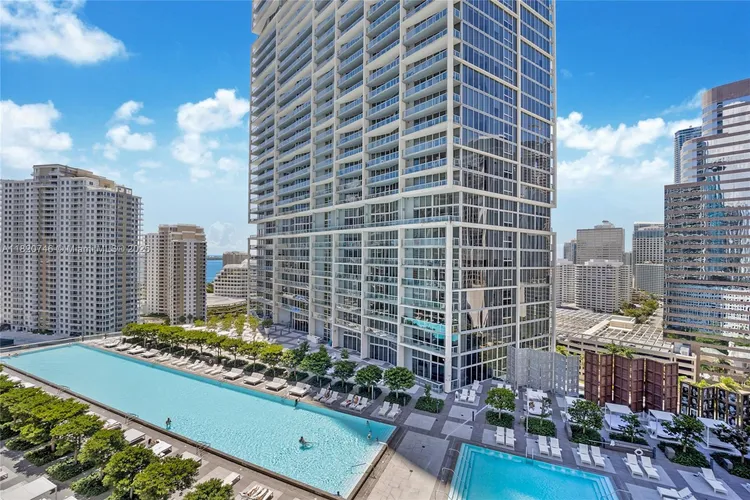 Icon Brickell II #905 image #30
