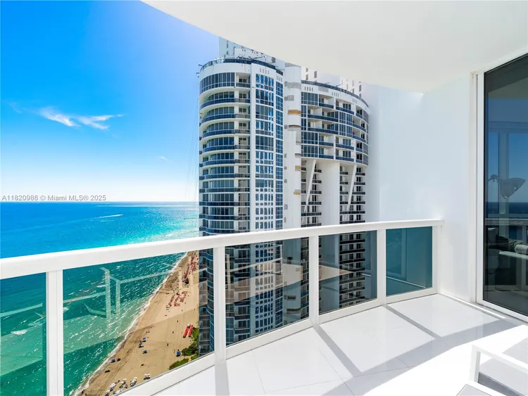 Trump Royale #4709A image #10