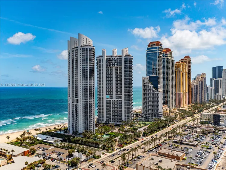 Trump Royale #4709A image #20