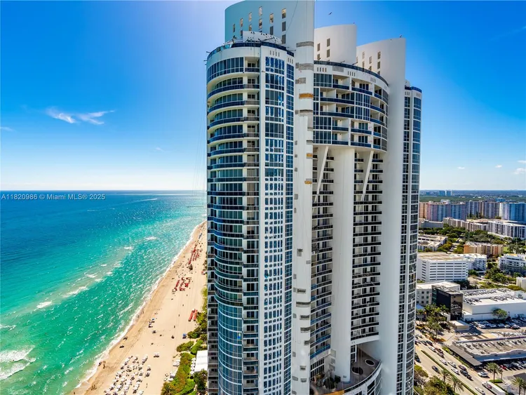 Trump Royale #4709A image #23