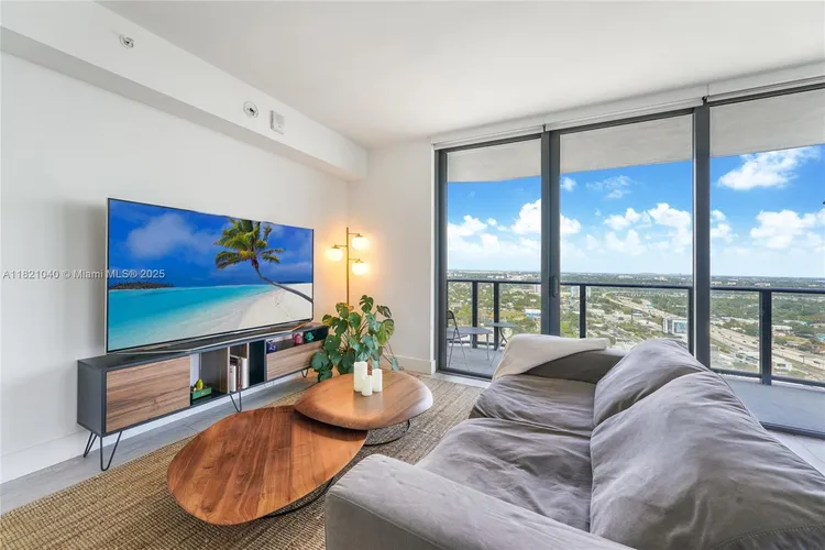 Hyde Midtown #3009 image #10