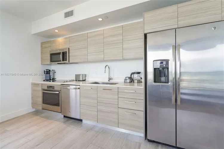 Hyde Midtown #3009 image #9