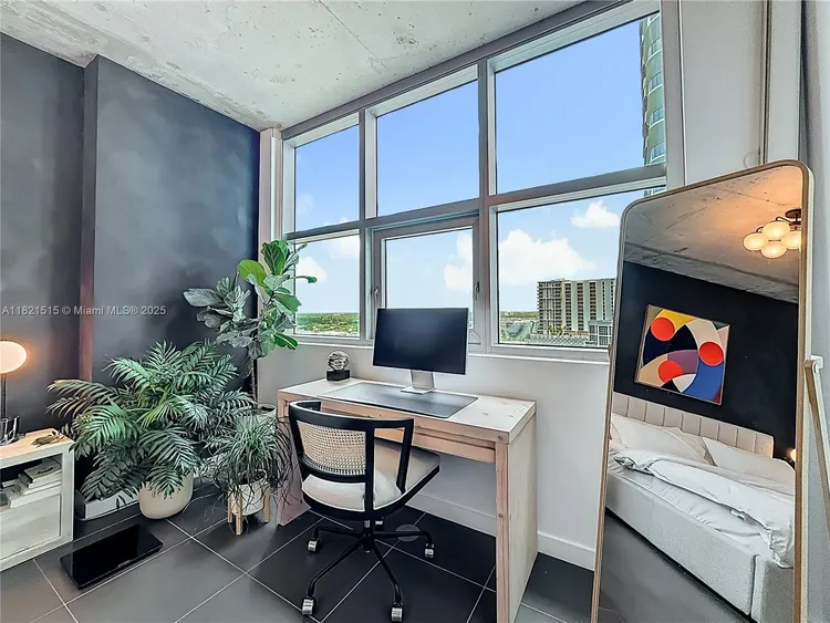 Midtown 4 #H1215 image #25