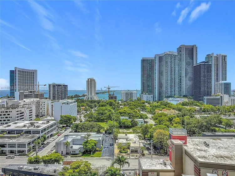 Midtown 4 #H1215 image #36