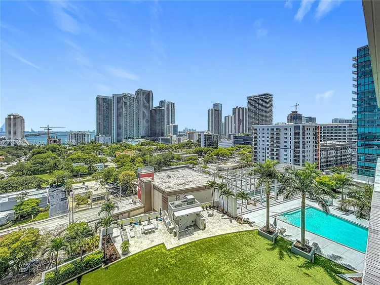 Midtown 4 #H1215 image #37