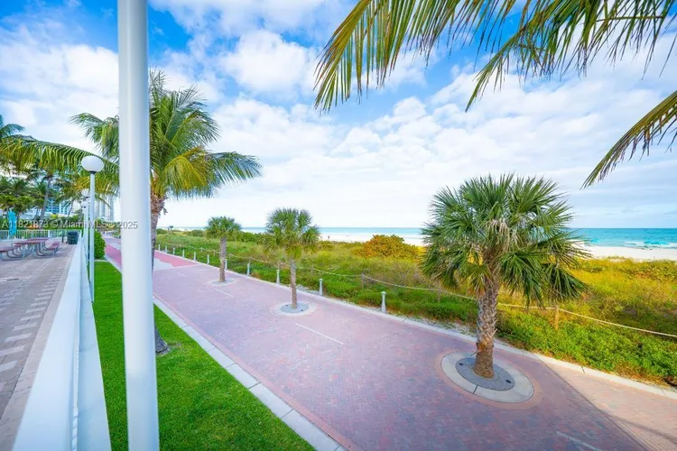 Arlen Beach #309 image #25