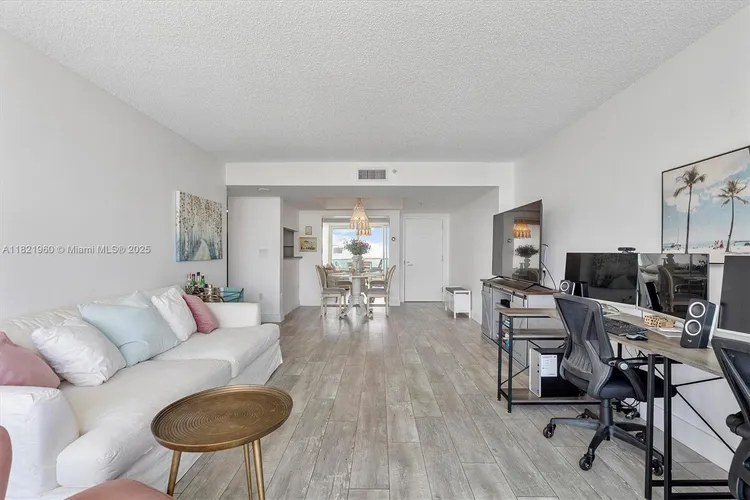 Floridian #2106 image #7