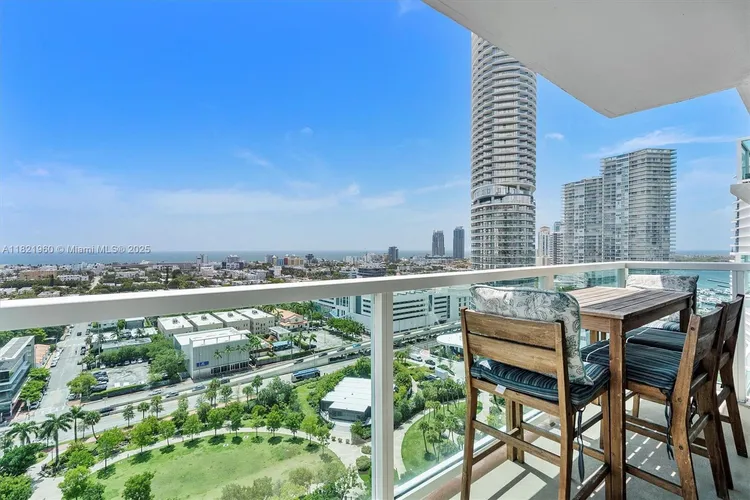 Floridian #2106 image #8