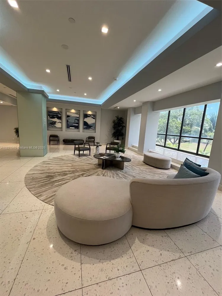 Coronado #1401 image #13