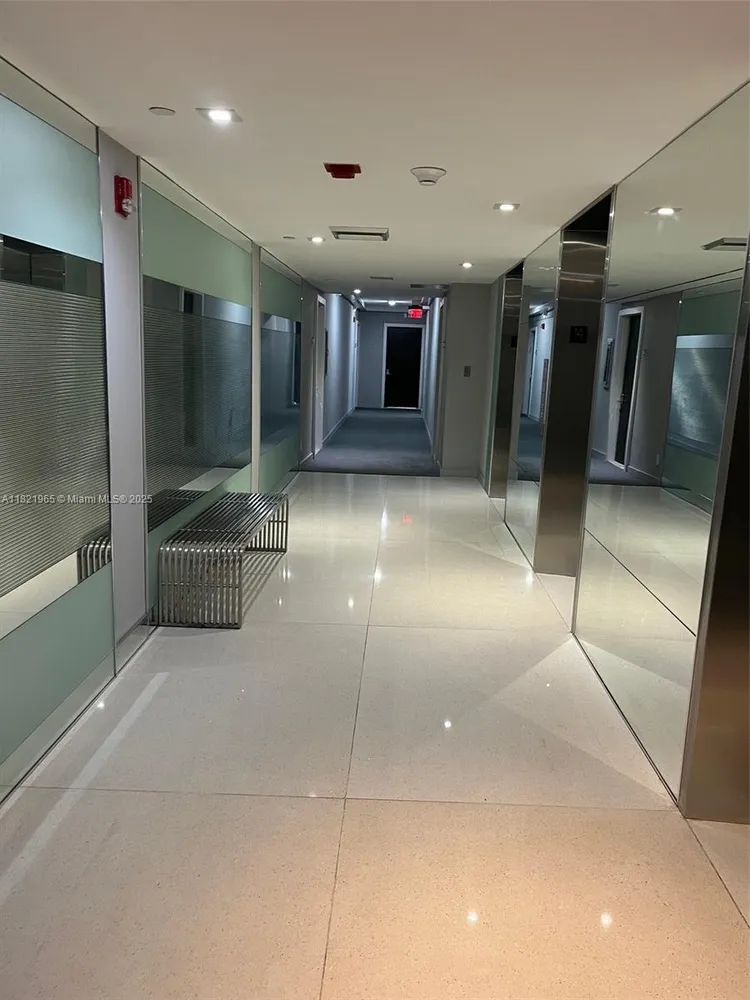 Coronado #1401 image #14