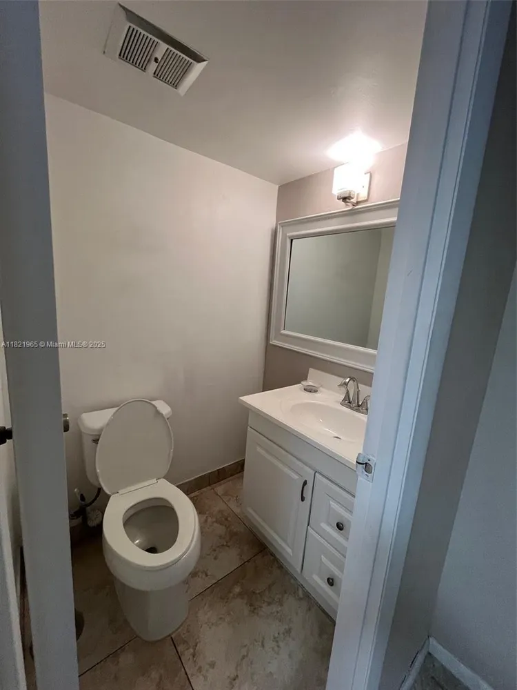 Coronado #1401 image #6