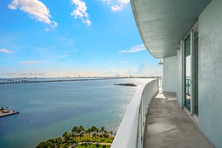 Quantum on the Bay #2104 image #9