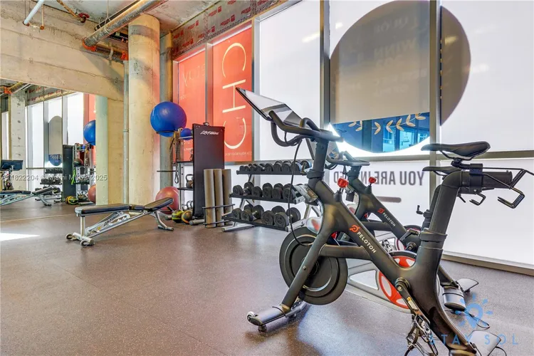 Costa Hollywood #N521 image #32