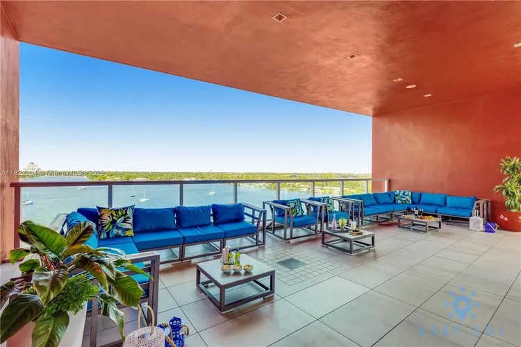 Costa Hollywood #N521 image #44