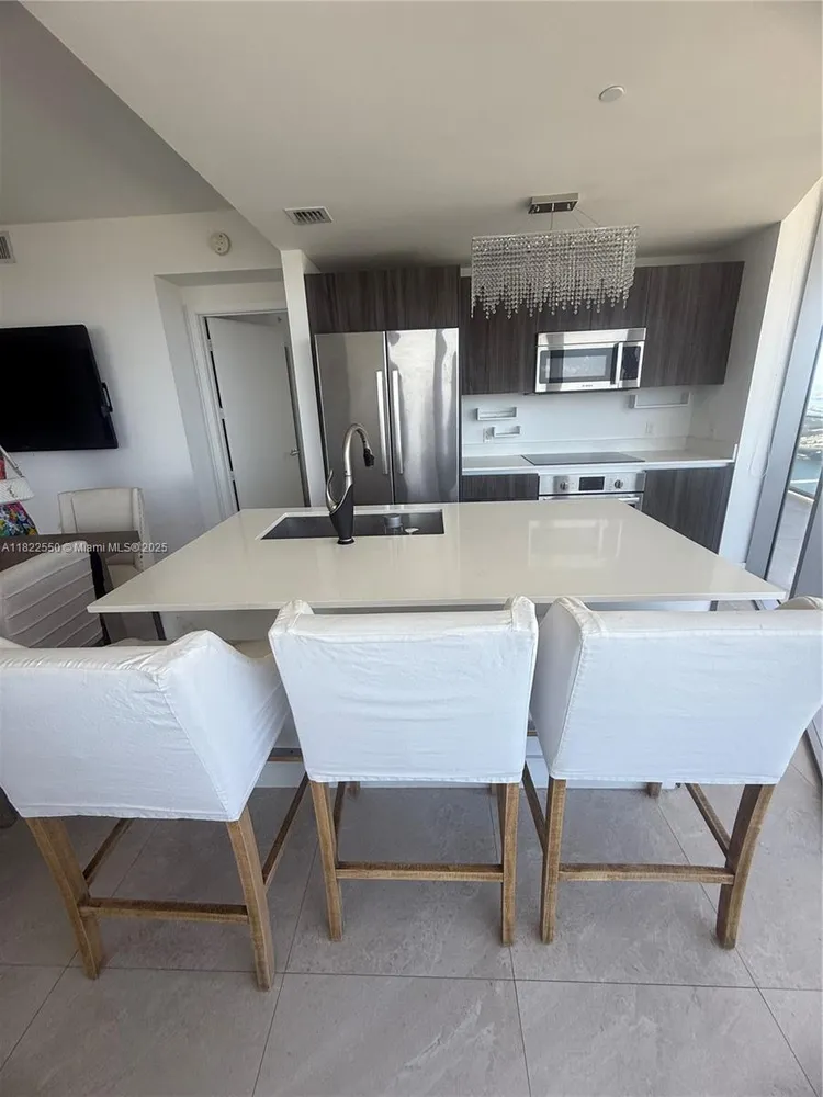 Aria on the Bay #4200 image #6