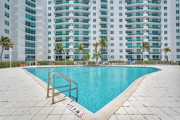 360 Condo #PH1 image #60